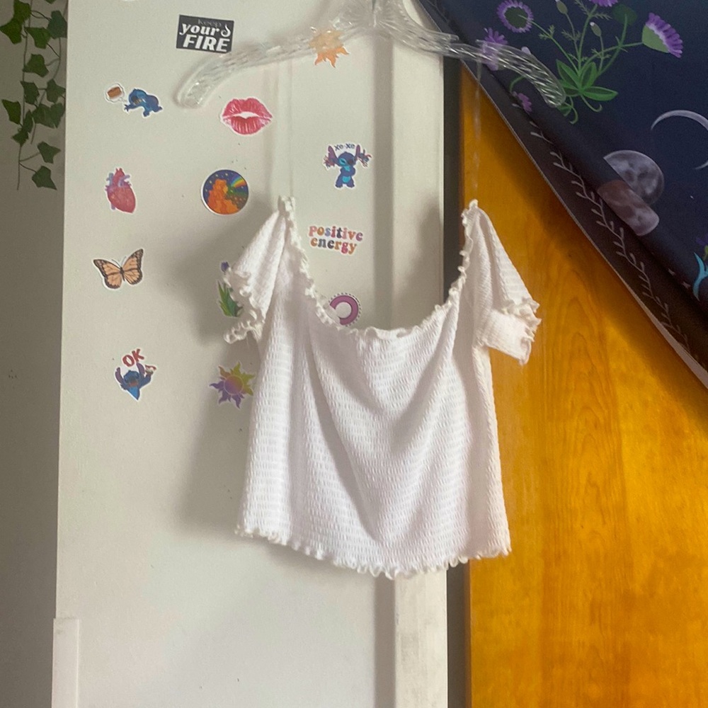 off shoulder strapless top, only wore once